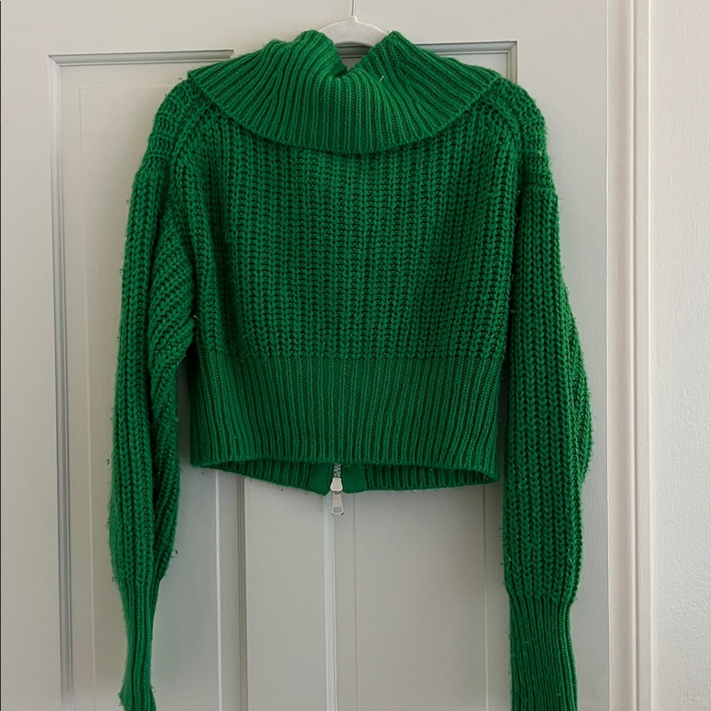 Green zip up sweater - Picture 3 of 3